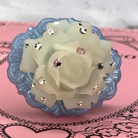 Tarina Tarantino China Blue Ceramic Rose Ring
